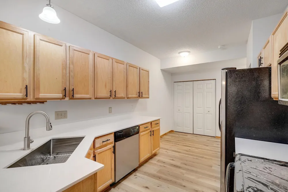 966 Princeton Avenue Shakopee, MN 55379