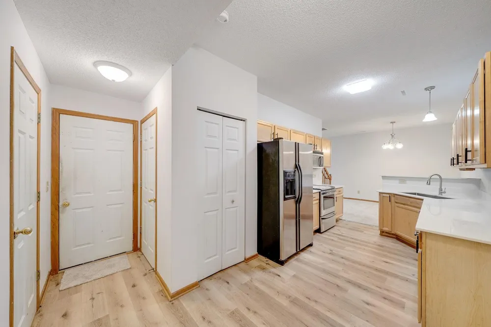966 Princeton Avenue Shakopee, MN 55379