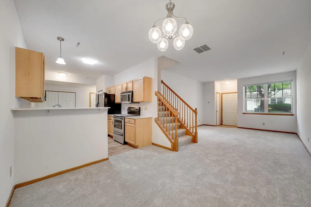 966 Princeton Avenue Shakopee, MN 55379
