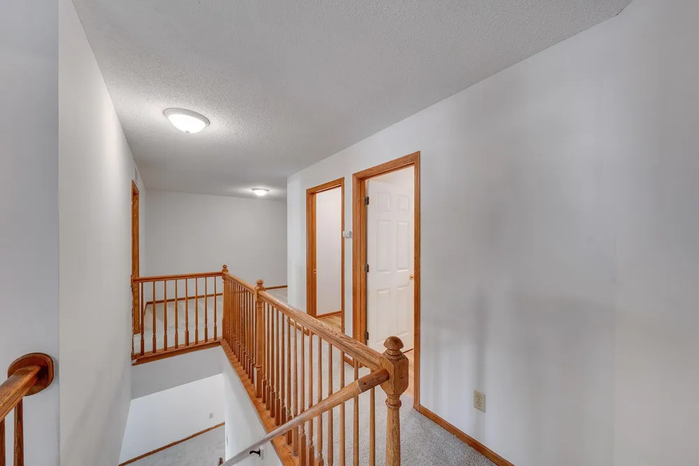 966 Princeton Avenue Shakopee, MN 55379