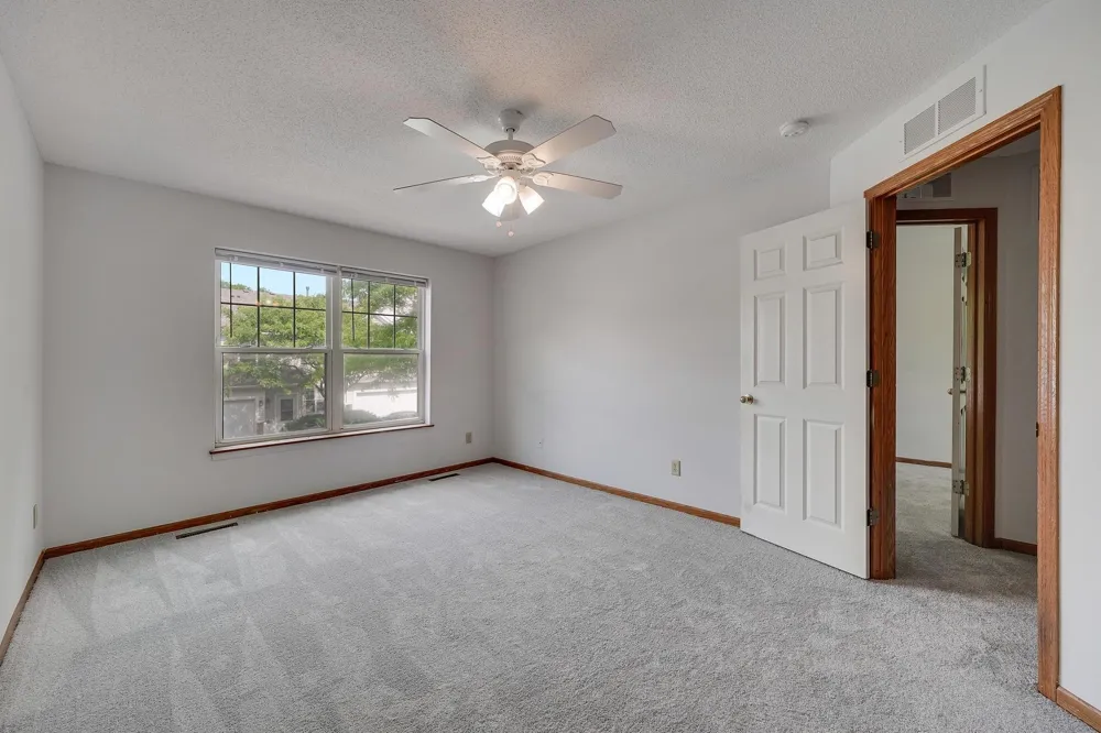 966 Princeton Avenue Shakopee, MN 55379