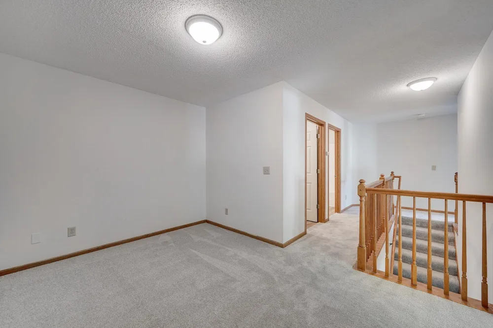 966 Princeton Avenue Shakopee, MN 55379