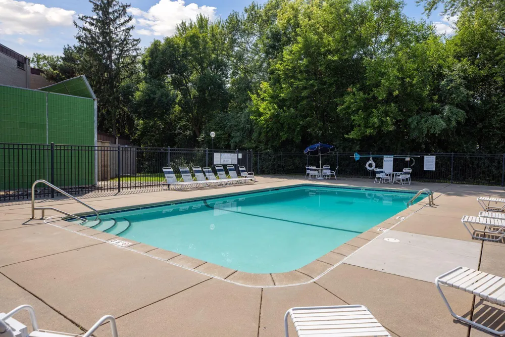 6710 Vernon Avenue S #406 Edina, MN 55436