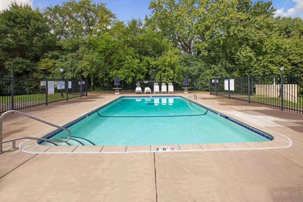 6710 Vernon Avenue S #406 Edina, MN 55436