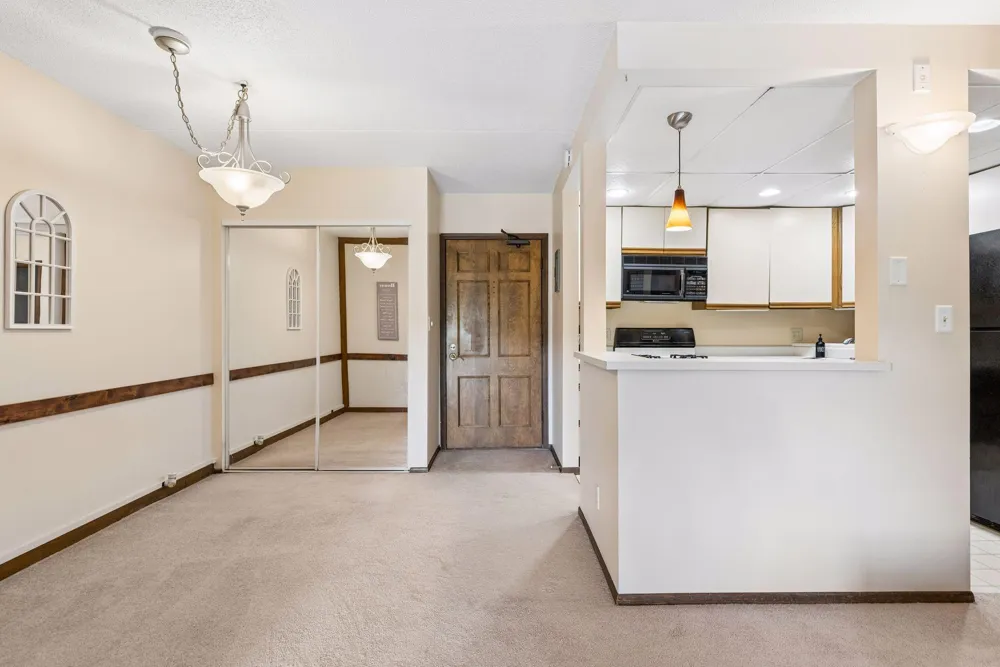 6710 Vernon Avenue S #406 Edina, MN 55436