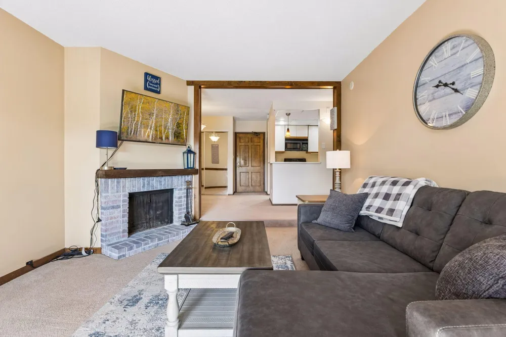 6710 Vernon Avenue S #406 Edina, MN 55436