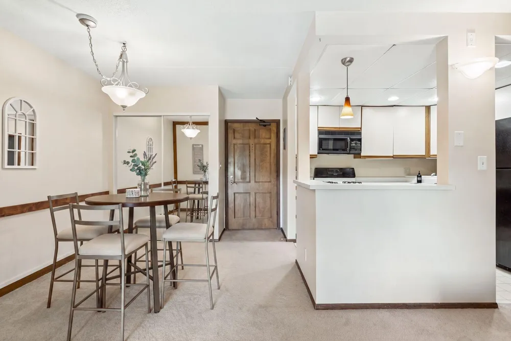 6710 Vernon Avenue S #406 Edina, MN 55436