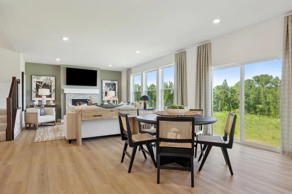 18357 Huntley Trail Lakeville, MN 55044