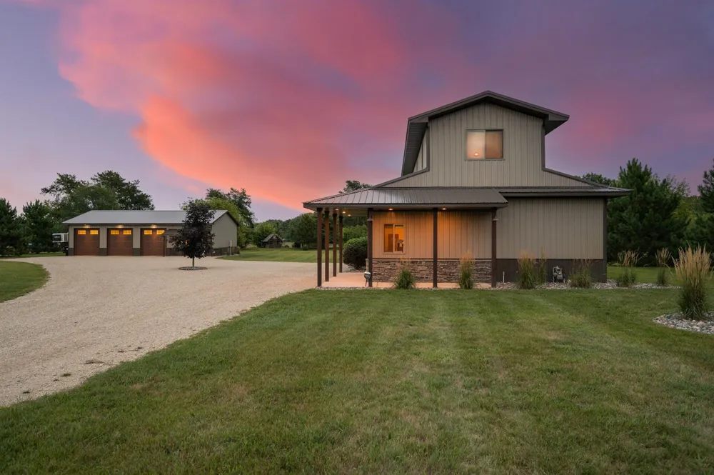 30953 98th Street NW Princeton, MN 55371