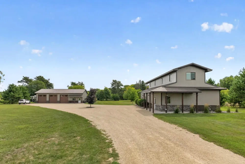 30953 98th Street NW Princeton, MN 55371