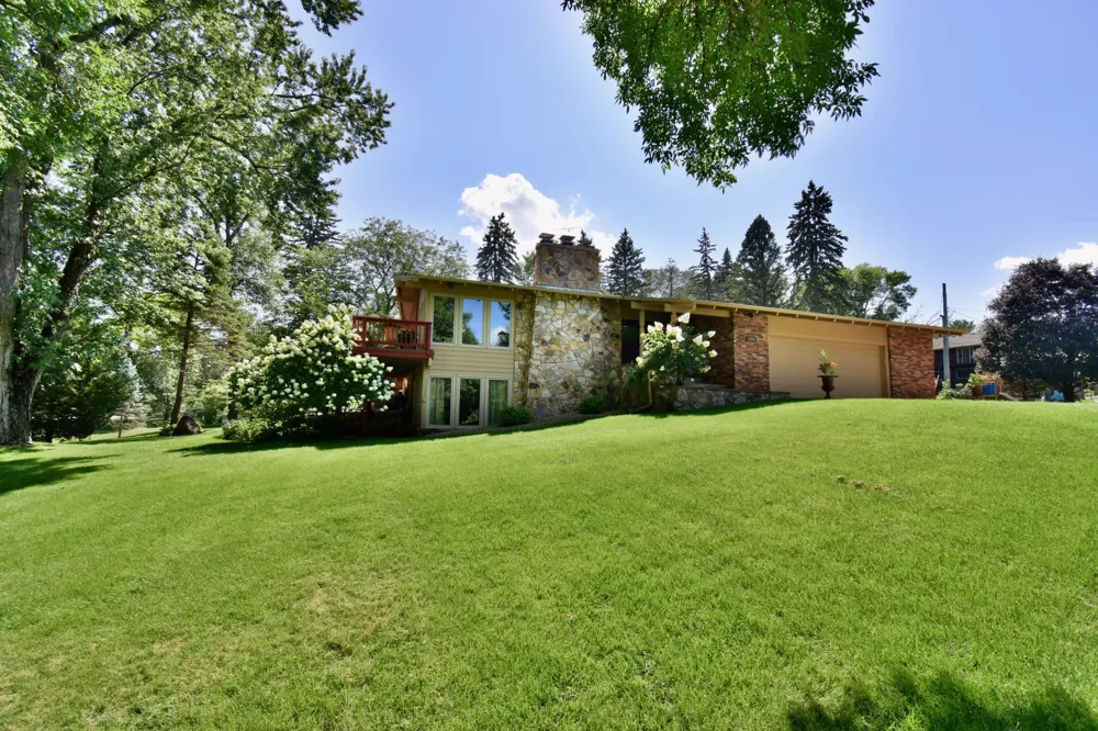 1800 Linda Lane Saint Cloud, MN 56301