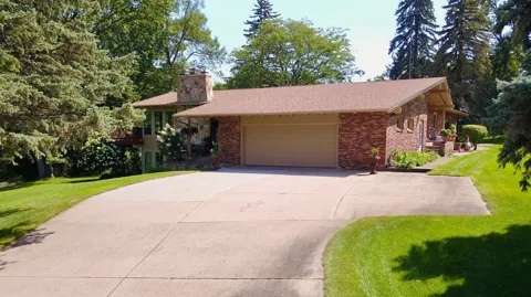 1800 Linda Lane
