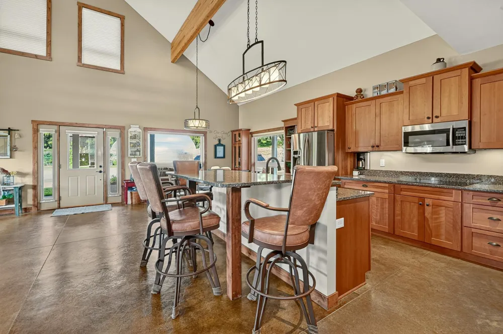 4459 130th Street NW Mazeppa, MN 55956