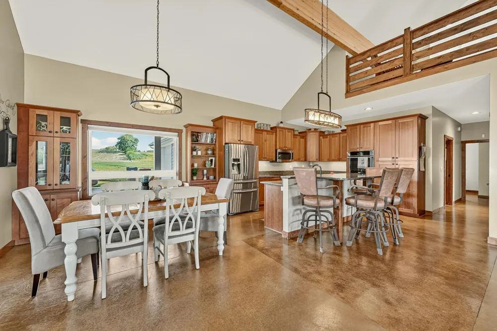4459 130th Street NW Mazeppa, MN 55956