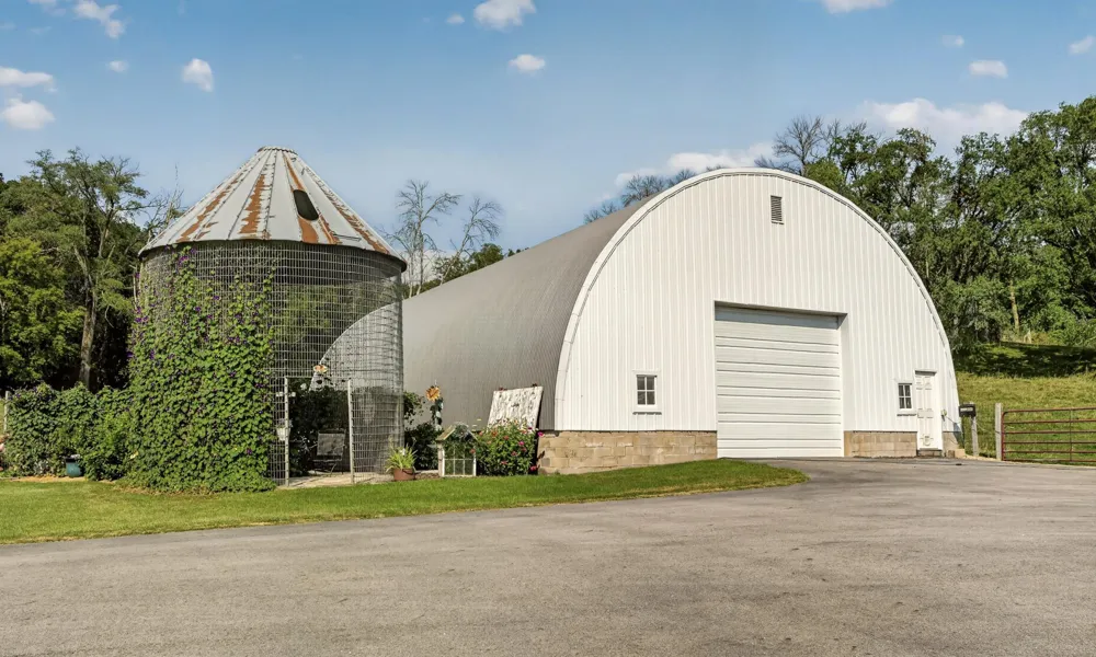 4459 130th Street NW Mazeppa, MN 55956