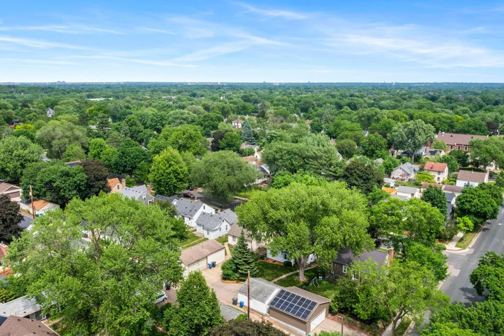 5750 Pleasant Avenue Minneapolis, MN 55419