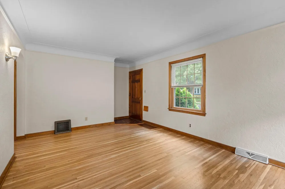 5750 Pleasant Avenue Minneapolis, MN 55419