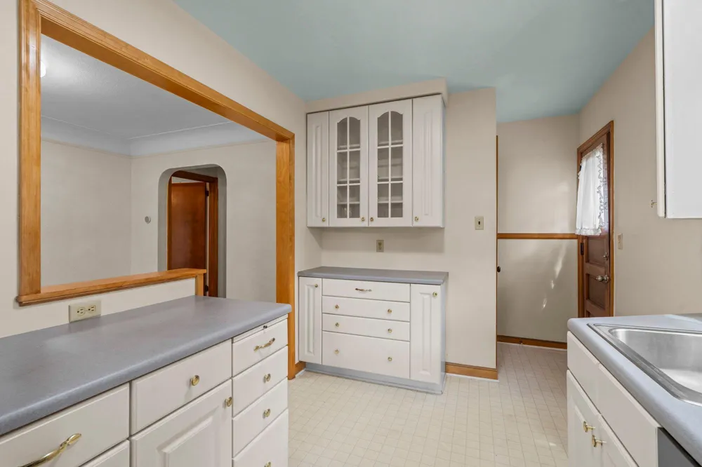 5750 Pleasant Avenue Minneapolis, MN 55419