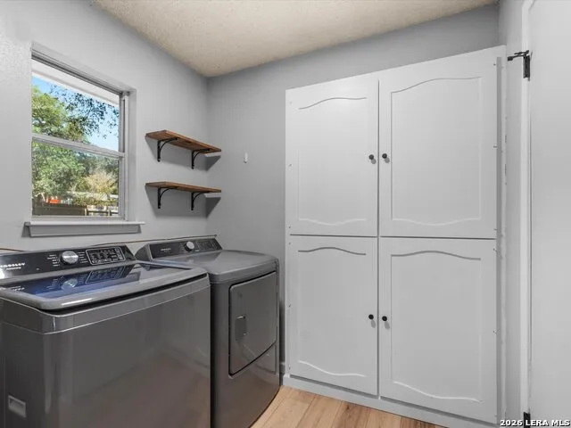 102 Mossridge Universal City, TX 78148