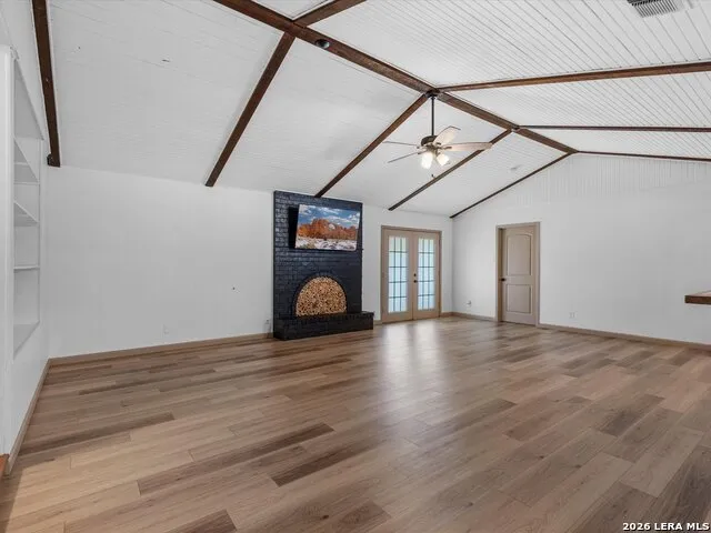 102 Mossridge Universal City, TX 78148