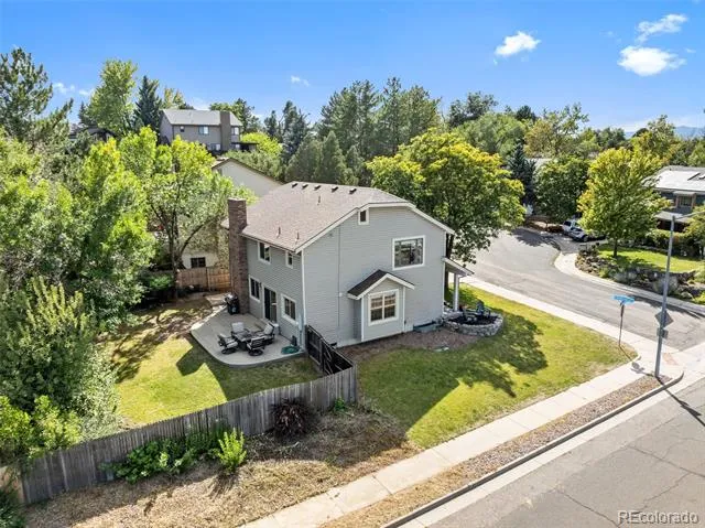 8092 Newland Court Arvada, CO 80003
