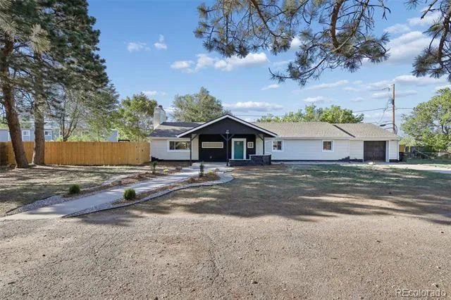 6168 Lee Street Arvada, CO 80004