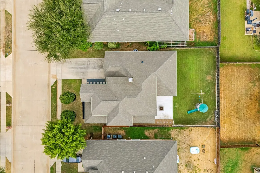 1121 Ponderosa Drive Aubrey, TX 76227
