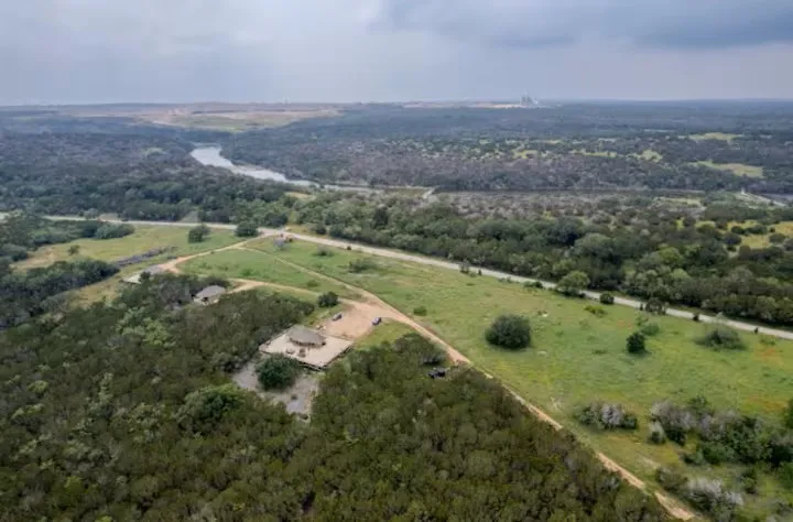 8209 County Rd 340 Marble Falls, TX 78654
