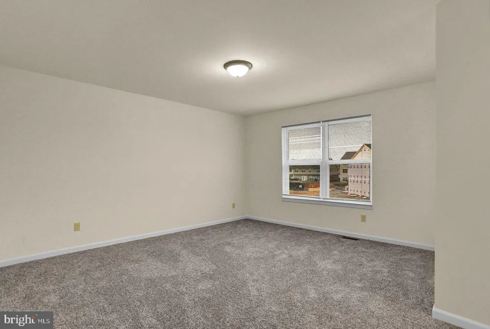 182 DELANO DRIVE Chambersburg, PA 17201