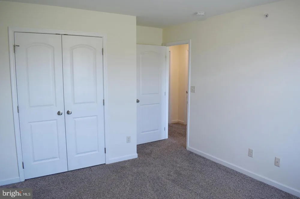 182 DELANO DRIVE Chambersburg, PA 17201