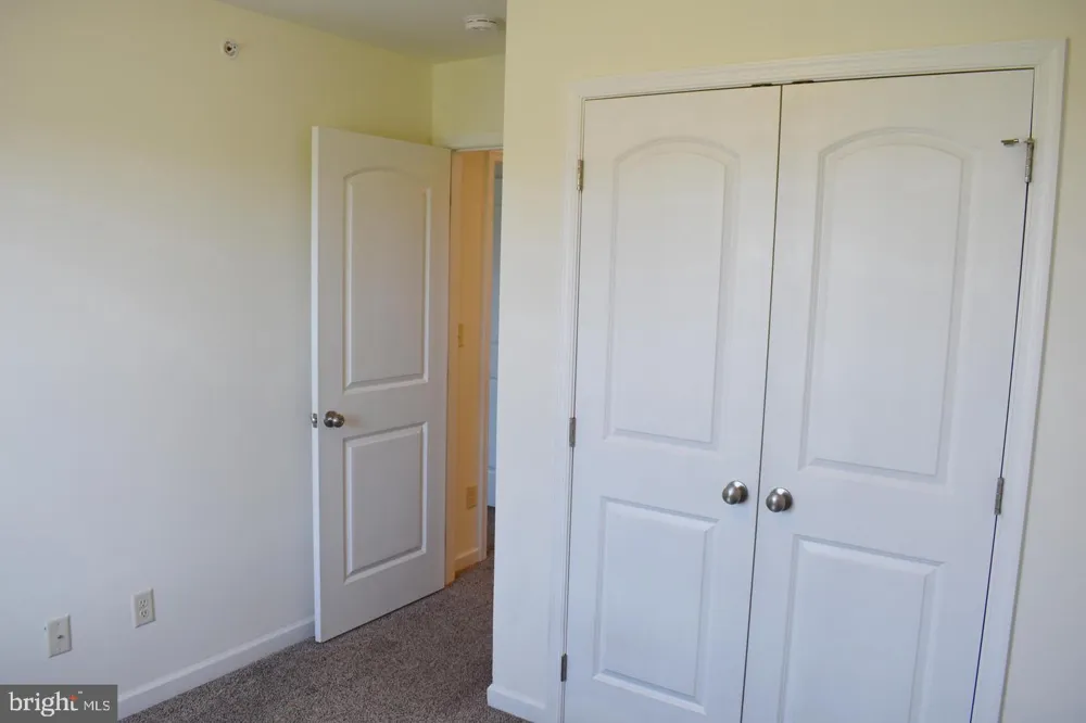 182 DELANO DRIVE Chambersburg, PA 17201