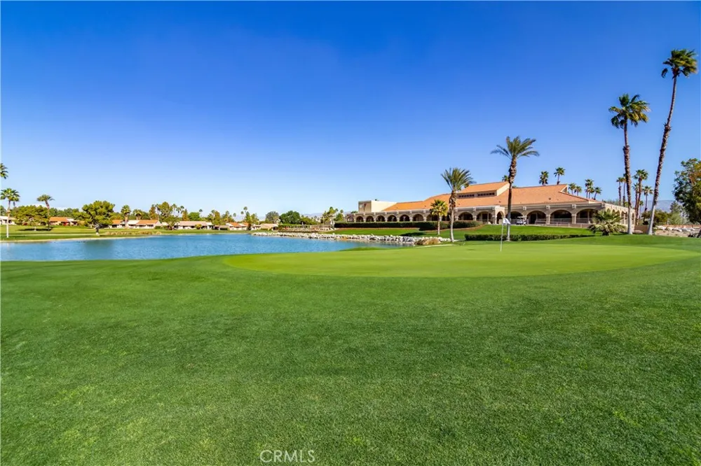 41631 Resorter Palm Desert, CA 92211