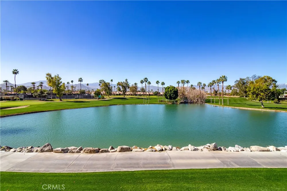 41631 Resorter Palm Desert, CA 92211