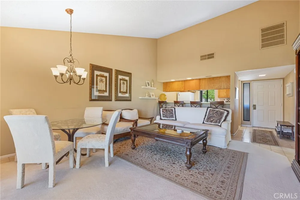 41631 Resorter Palm Desert, CA 92211