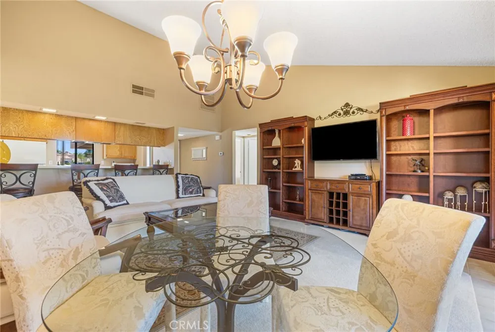 41631 Resorter Palm Desert, CA 92211