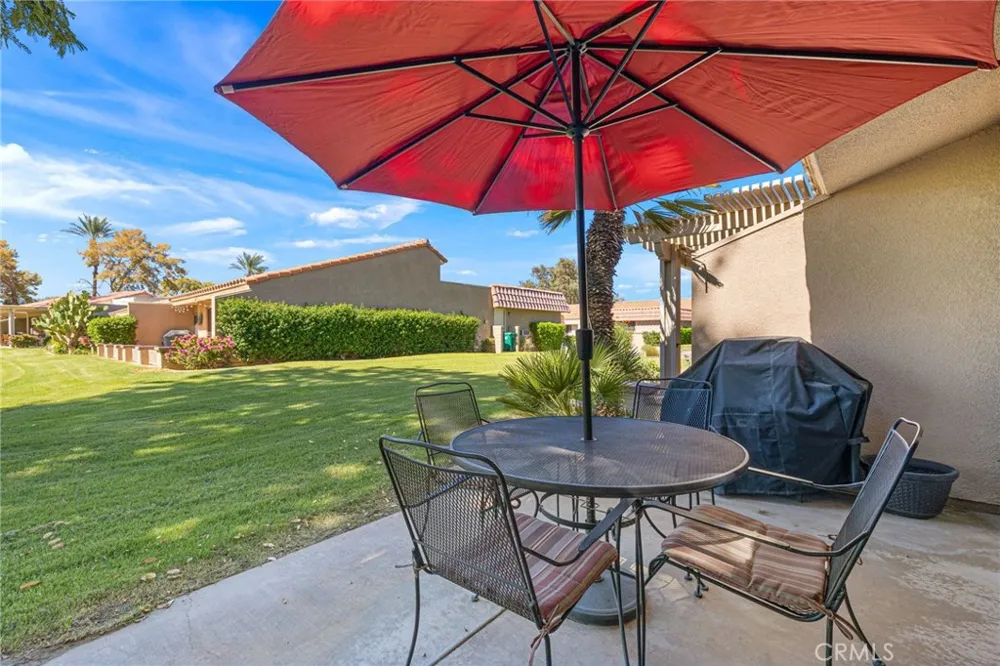 41631 Resorter Palm Desert, CA 92211