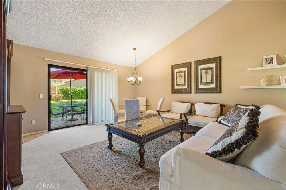 41631 Resorter Palm Desert, CA 92211