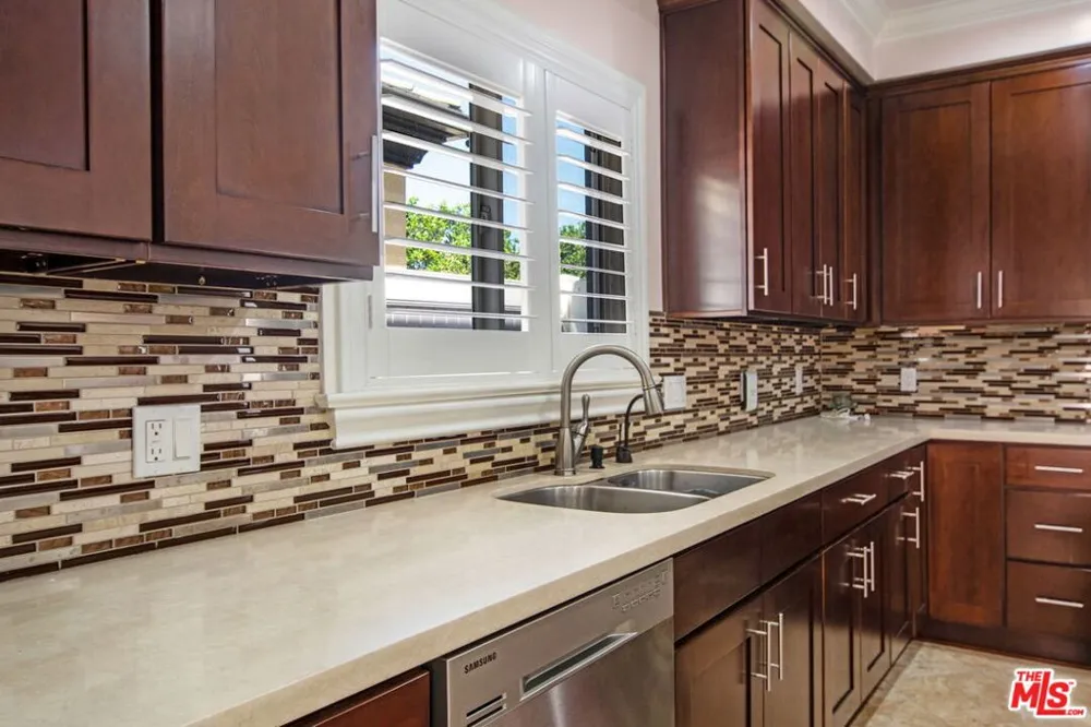 6522 Walker Avenue #7 Bell, CA 90201