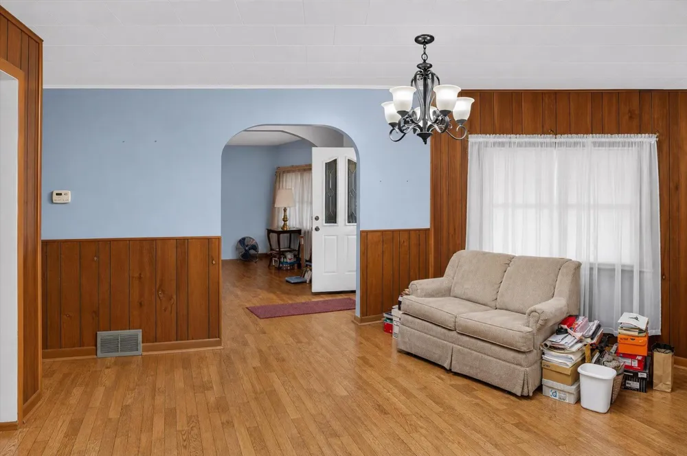 320 W Elizabeth Street Stockbridge, MI 49285