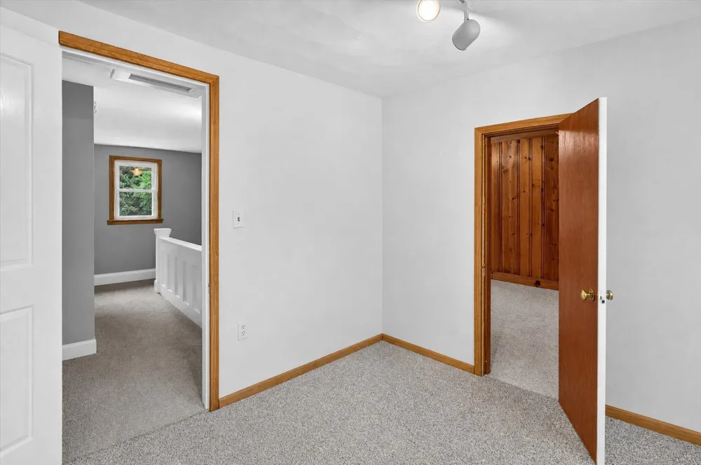 320 W Elizabeth Street Stockbridge, MI 49285