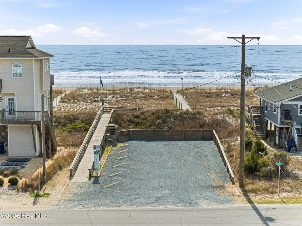 1332 S Anderson Boulevard Topsail Beach, NC 28445