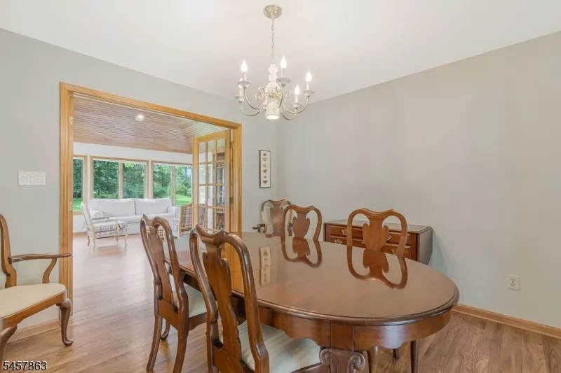 258 Dutch Farm Rd Bridgewater, NJ 08807