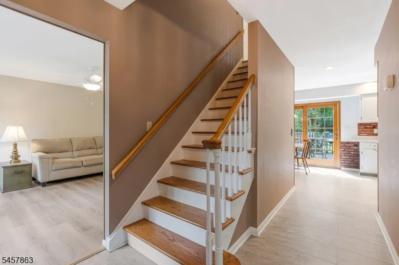 258 Dutch Farm Rd Bridgewater, NJ 08807