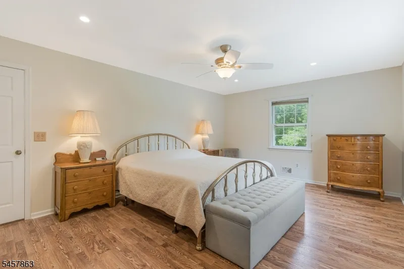 258 Dutch Farm Rd Bridgewater, NJ 08807