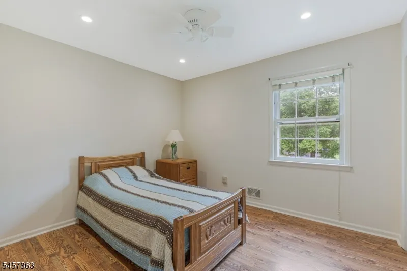 258 Dutch Farm Rd Bridgewater, NJ 08807