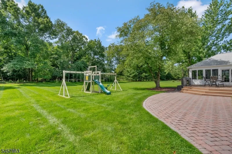 258 Dutch Farm Rd Bridgewater, NJ 08807