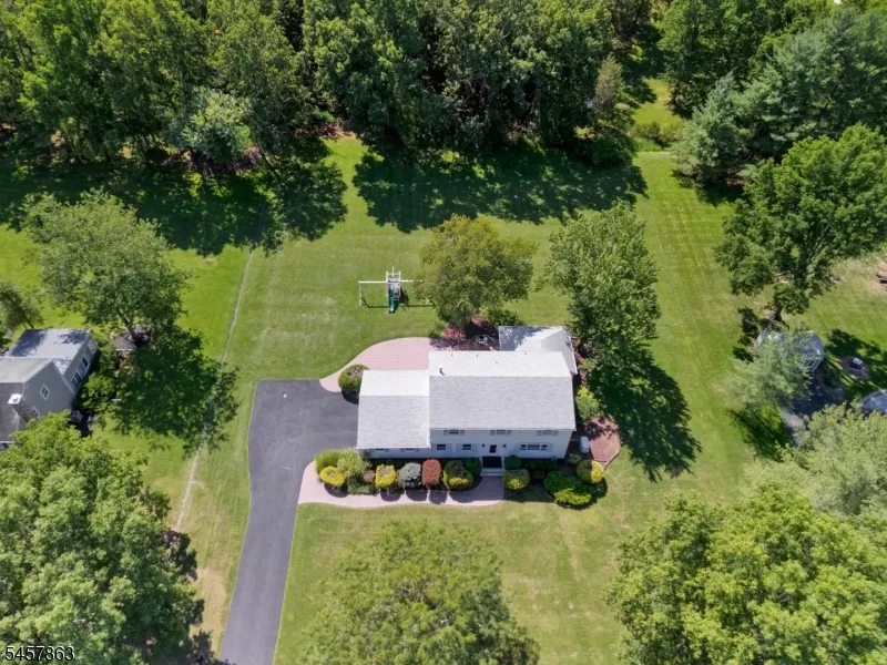 258 Dutch Farm Rd Bridgewater, NJ 08807