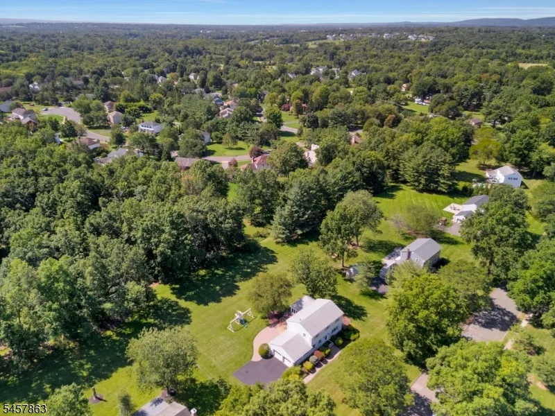 258 Dutch Farm Rd Bridgewater, NJ 08807