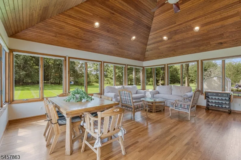 258 Dutch Farm Rd Bridgewater, NJ 08807