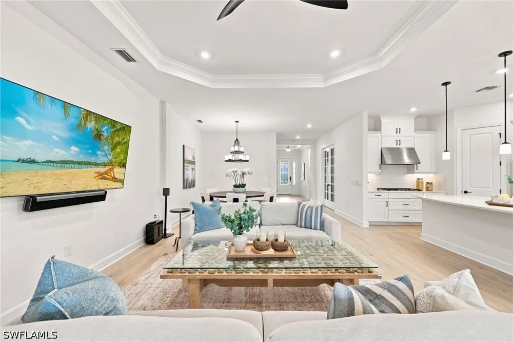 Triesta Lane Naples, FL 34114
